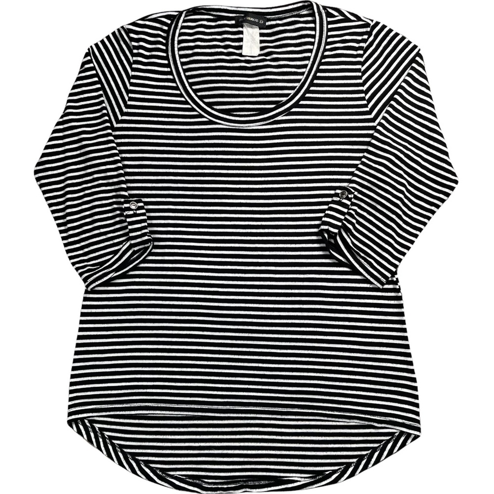 Flashmob size large black/white striped shirt 3/4 sleeve scoop neck curved hem